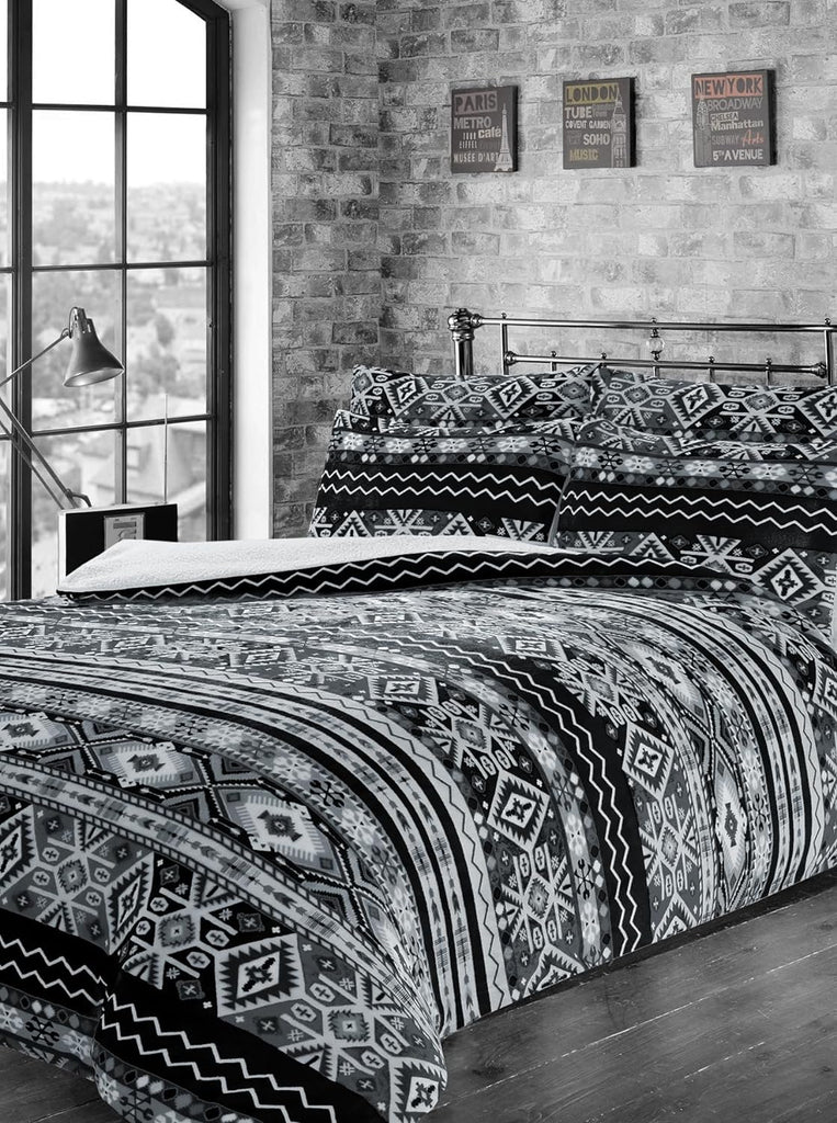 Olivia Rocco Aztec Print Teddy Fleece Duvet Set – Reversible Sherpa Fur