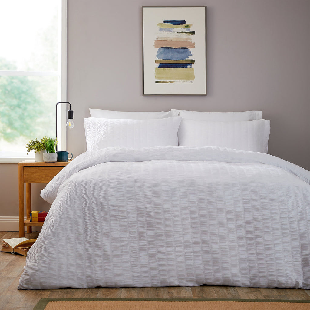OLIVIA ROCCO Belgravia White Microfibre Duvet Cover Set with Pillowcases