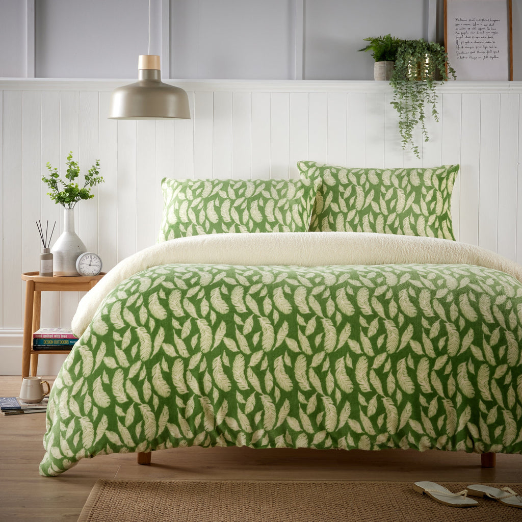 OLIVIA ROCCO Floral Leaves Teddy Duvet Set – Soft Reversible Sherpa Fleece