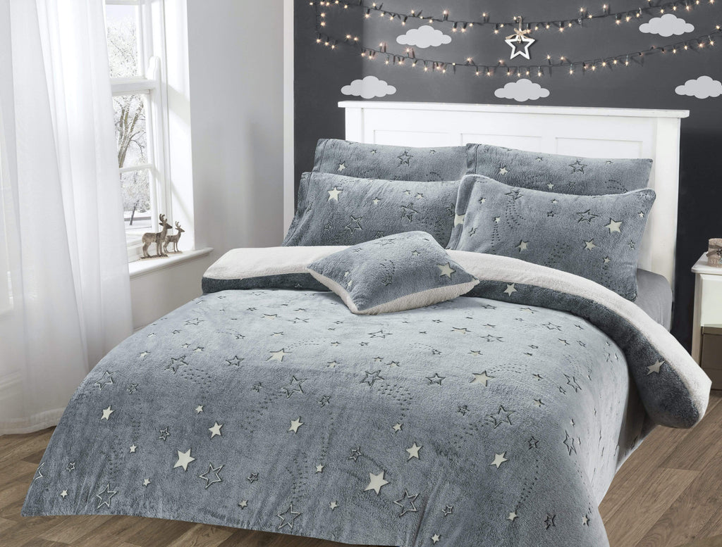 OLIVIA ROCCO Magical Stars Glow-in-the-Dark Kids Teddy Fleece Duvet Set