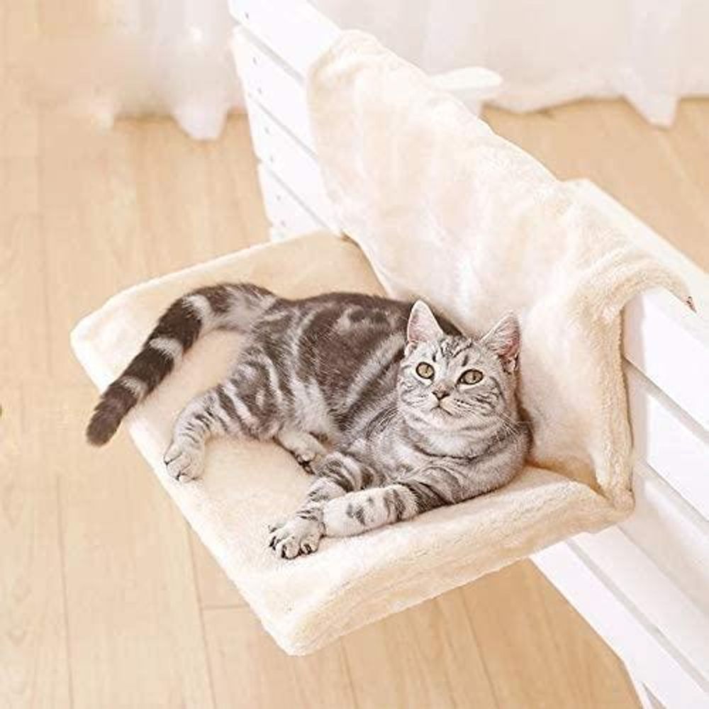 Warm and Soft Cat Radiator Bed - White